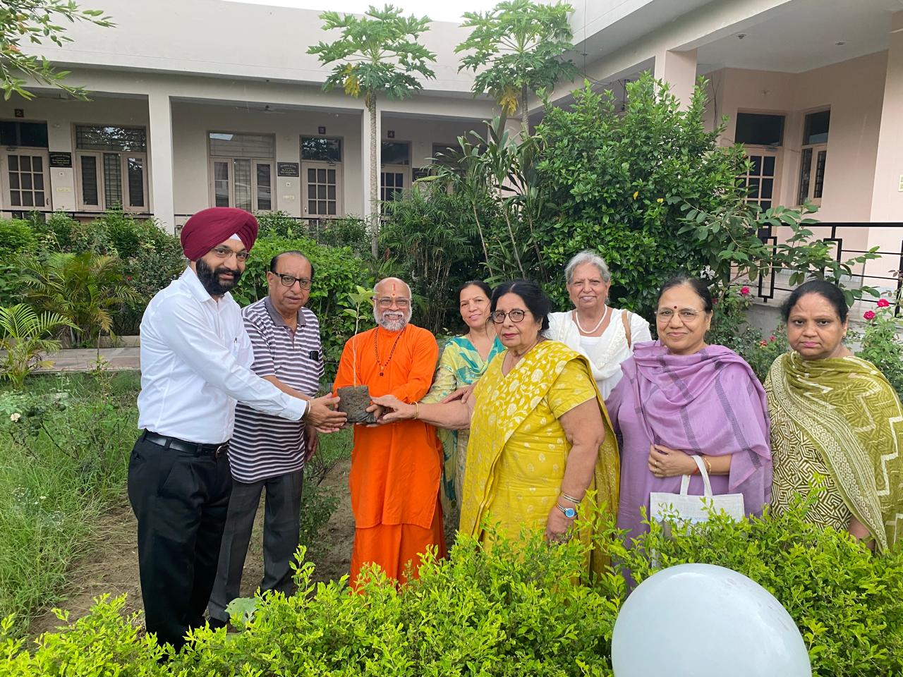 Plantation Drive by Umang Team at Ram Mandir, Sirhind Road, Patiala