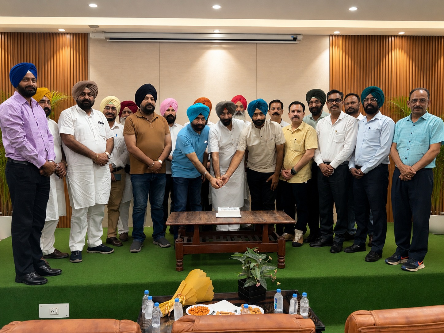 ਉਮੰਗ ਵੈਲਫੇਅਰ ਫਾਊਂਡੇਸ਼ਨ ਵੱਲੋਂ ਸੰਸਥਾ ਦੀ ਦਸਵੀਂ ਸਾਲ ਗਿਰਾ ਮੌਕੇ ਕੀਤਾ ਗਿਆ ਇੰਟਰਨਸ਼ਿਪ ਵਿਦਿਆਰਥੀਆਂ ਨੂੰ ਸਨਮਾਨਿਤ
